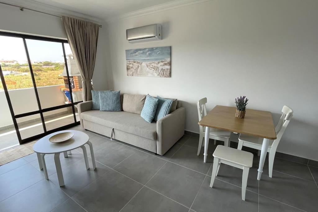 Apartment Elm